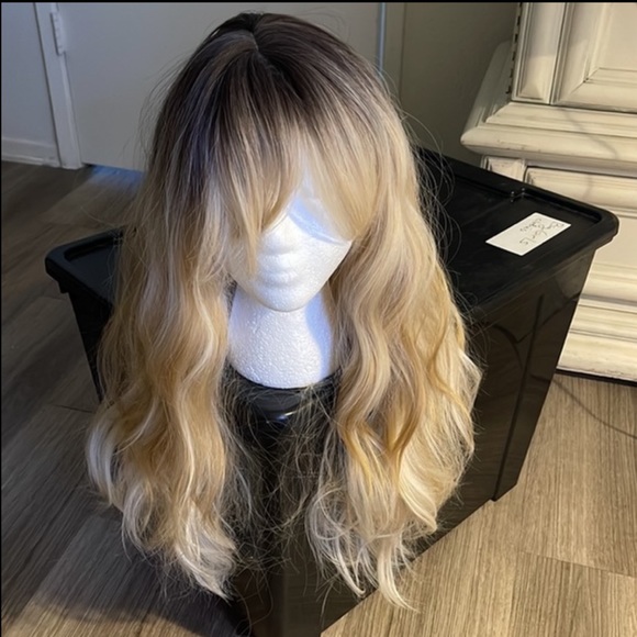 Rooted Wavy Mixed Blonde Synthetic Wig with Bangs - New #C - Picture 14 of 16